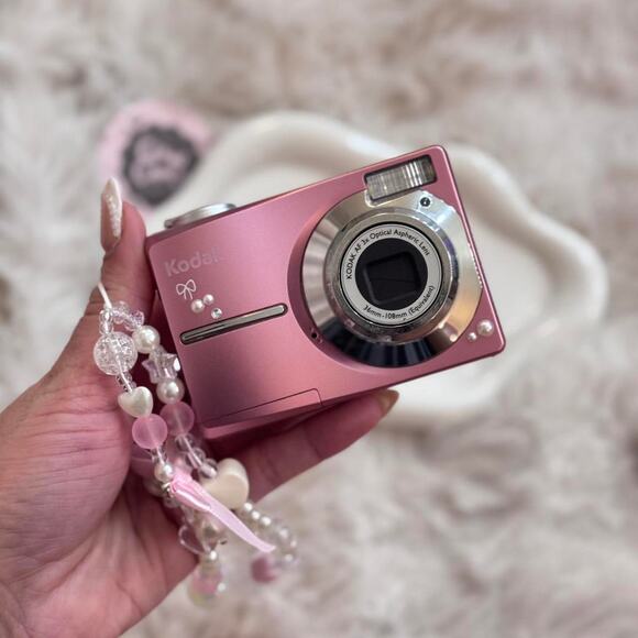 Pink kodak c613 digital camera - Picture 4 of 5